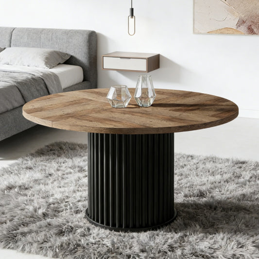 Round dining table fluted base detail
