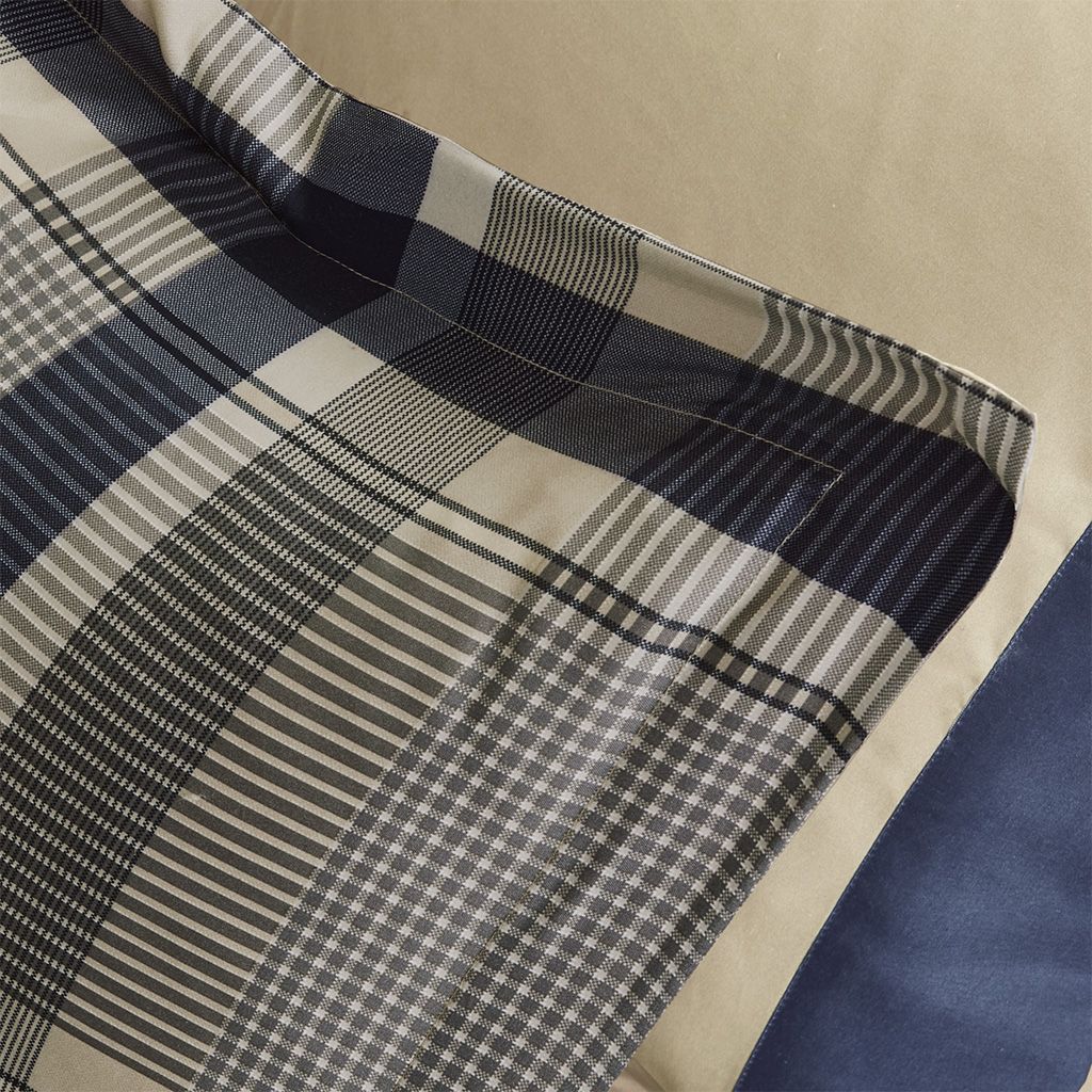 543938081